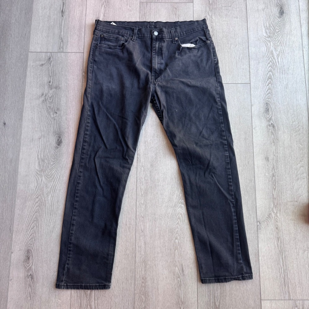 Levis 502 Regular Taper Jeans Mens 38x32 Black Distressed Denim 29507-0001
